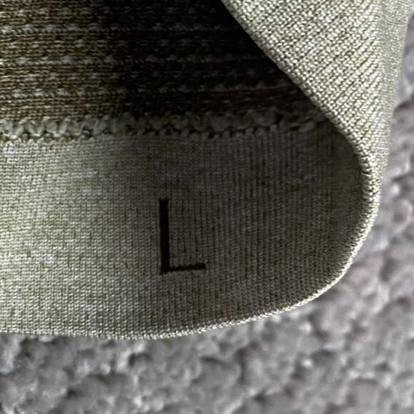 Lululemon Metal Vent Tech Shirt Mens Large Light Green City Skyline Gym Running - Picture 5 of 11